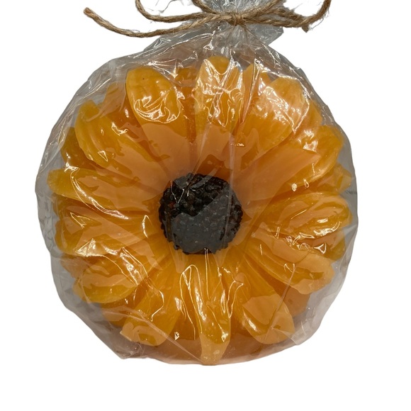 ASHLAND Yellow & Brown Unscented 1-Wick 5”x5” Rare Sunflower Decorative Candle - Picture 1 of 10